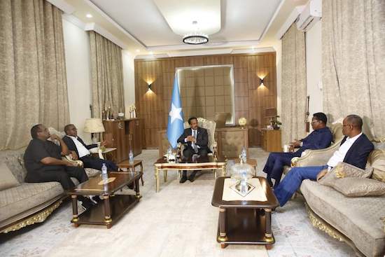 Farmaajo iyo madaxda maamul goboleedyada dalka