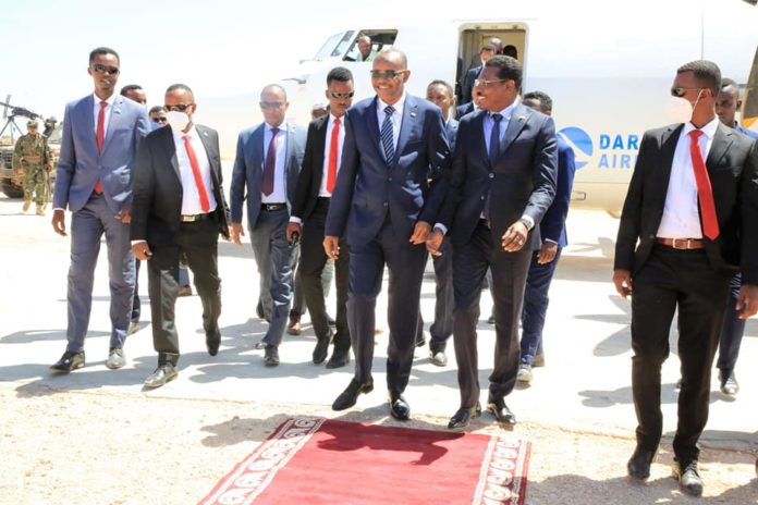 Wufuud ku sii qulquleysa Dhuusamareeb