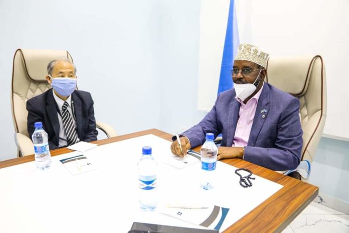 Yamamota iyo Axmed Madoobe