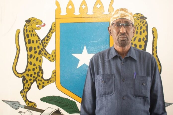 Guddoomiyaha kmg ee guddiga doorashooyinka dadban