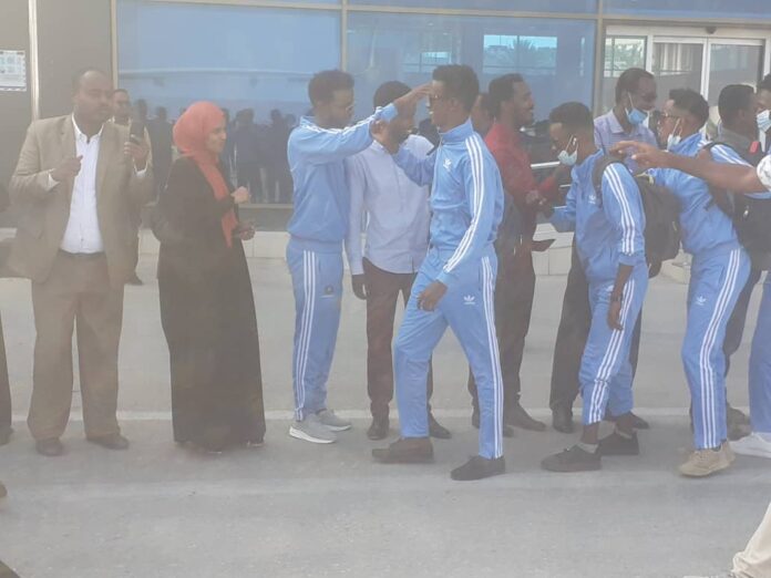 Kooxda Hayland oo Muqdisho soo gaartay3