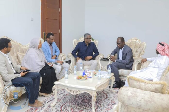 CCW oo la kulmay Safiirka Sacuudiga