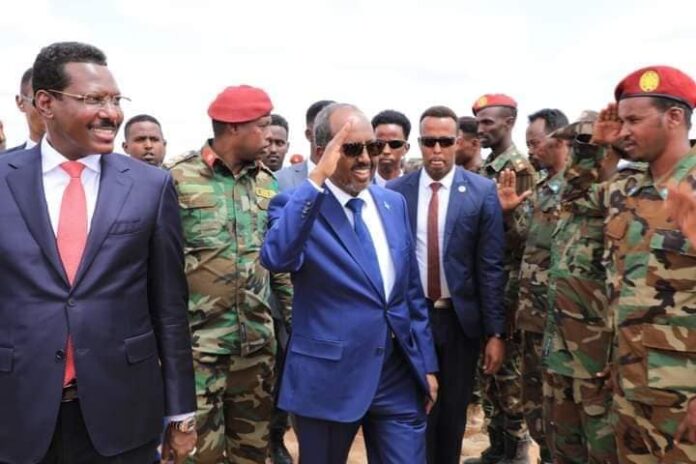 Madaxweyne Xasan oo gaaray Dhuusamareeb