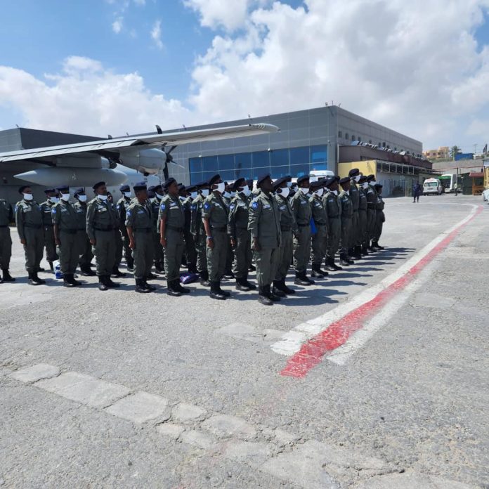 Ciidamo tababar ku soo qaatay dibadda oo Muqdisho ku soo noqday1